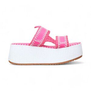 Gillie Slide Sandal in Pink